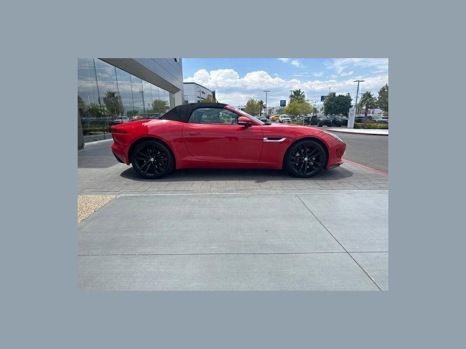 2014 Jaguar F-TYPE Base