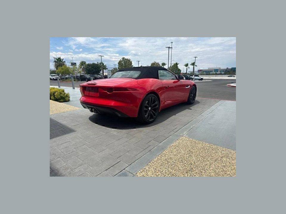 2014 Jaguar F-TYPE Base