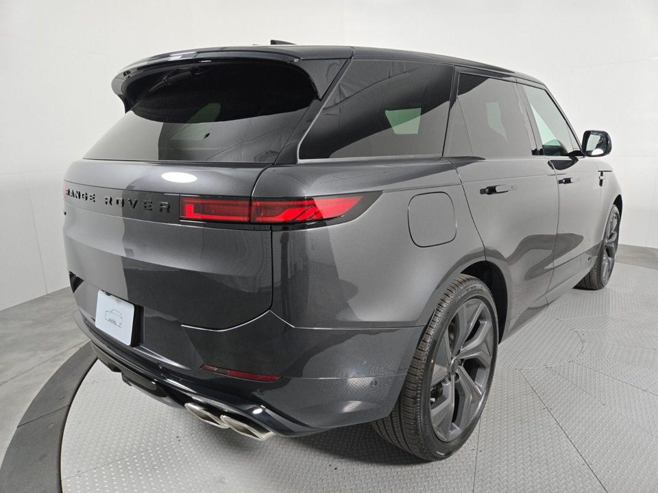 2026 Land Rover Range Rover Sport P530 Autobiography