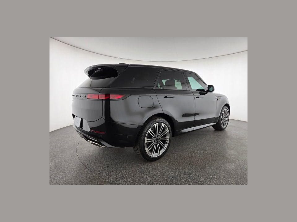 2026 Land Rover Range Rover Sport P460e Dynamic SE