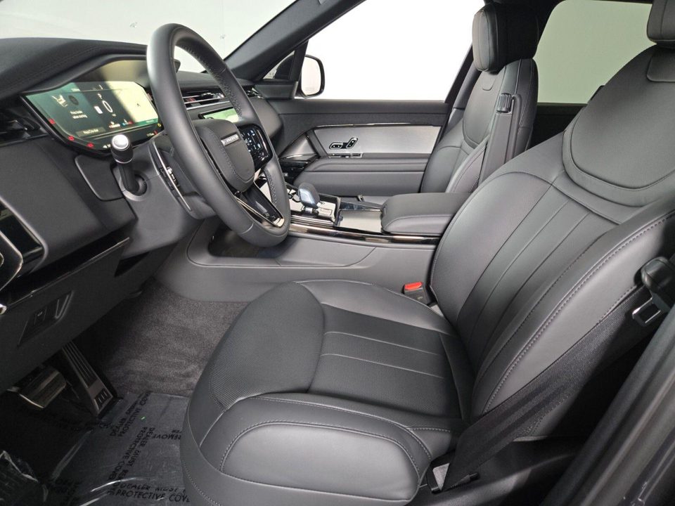 2026 Land Rover Range Rover Sport P530 Dynamic SE