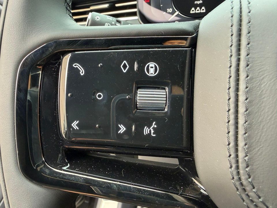 2026 Land Rover Range Rover Sport P400 Dynamic SE
