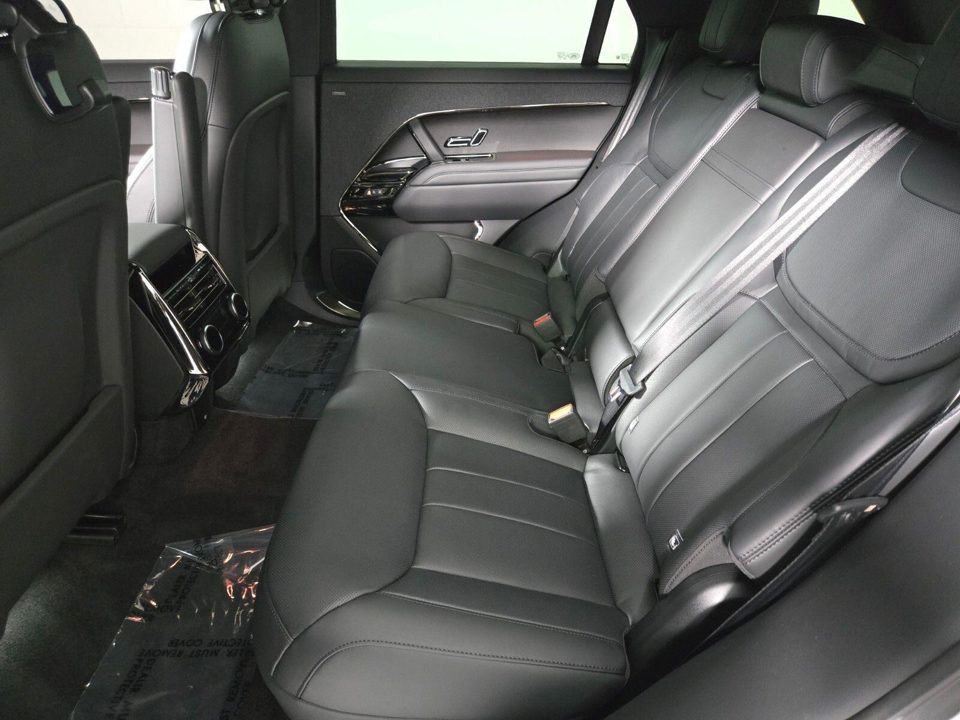 2026 Land Rover Range Rover Sport P400 Dynamic SE