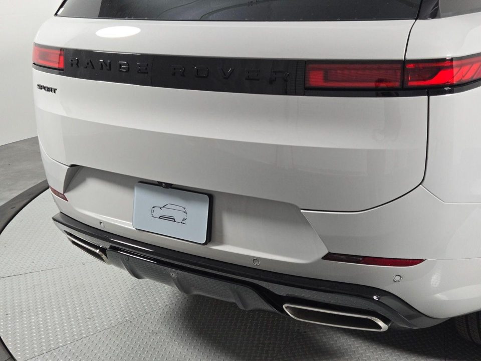 2026 Land Rover Range Rover Sport P400 Dynamic SE