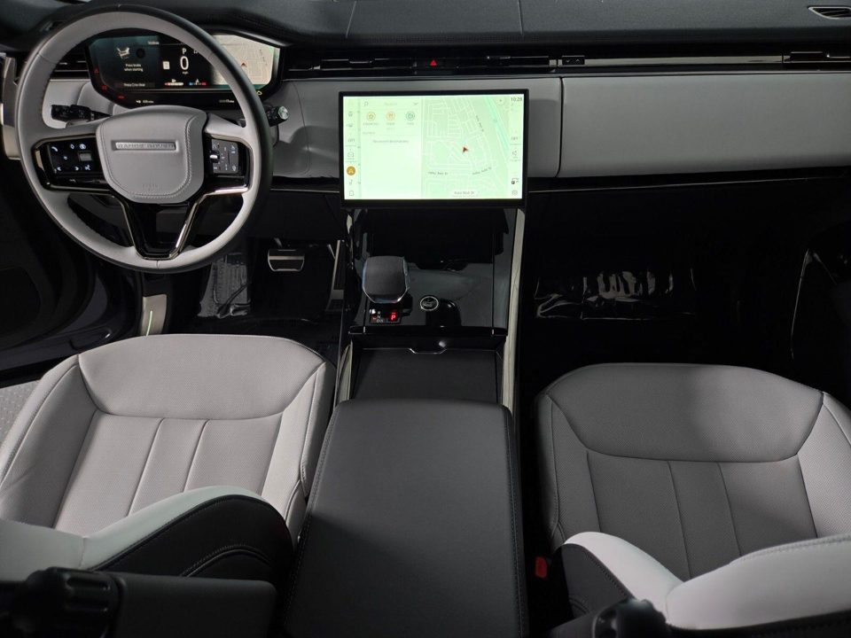 2026 Land Rover Range Rover Sport P400 Dynamic SE