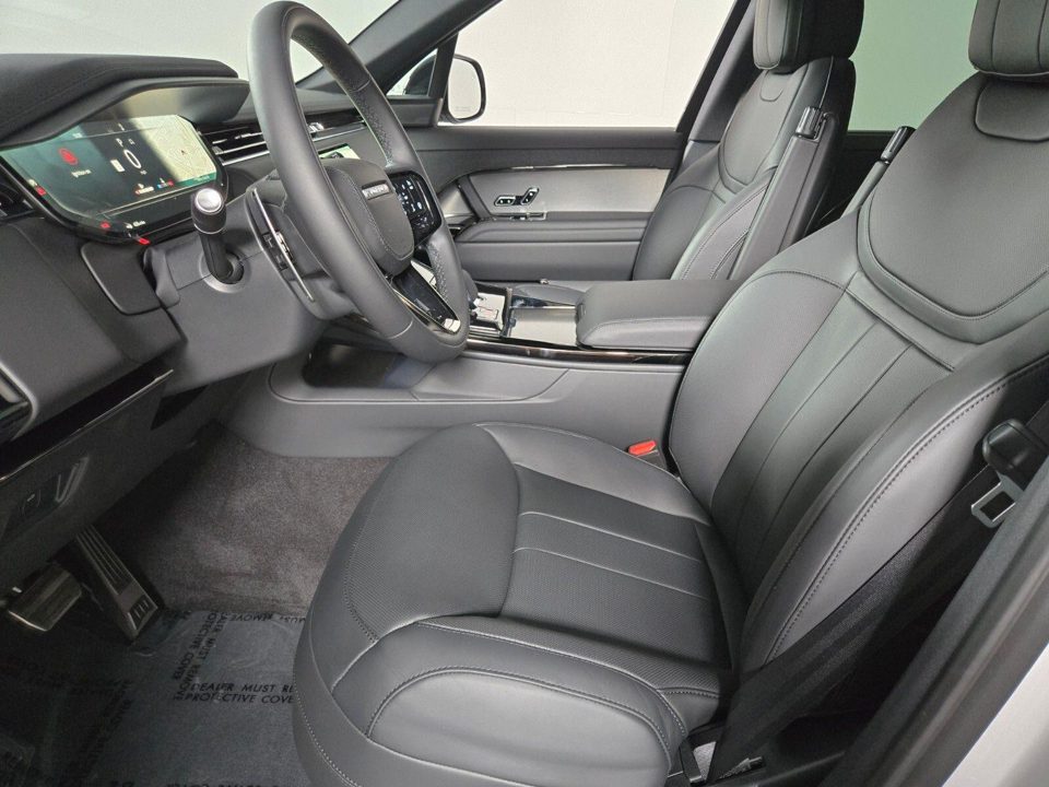 2026 Land Rover Range Rover Sport P400 Dynamic SE