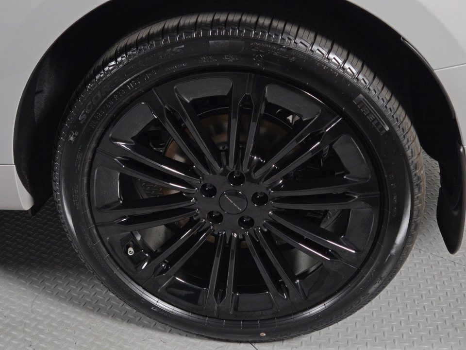 2026 Land Rover Range Rover Sport P400 Dynamic SE