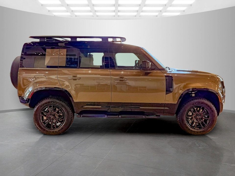2026 Land Rover Defender P400 X-Dynamic SE
