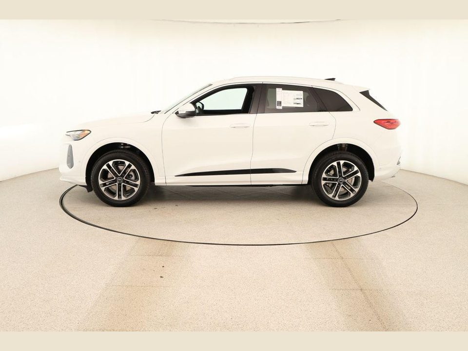 2026 Audi Q5 Premium TFSI quattro S tronic