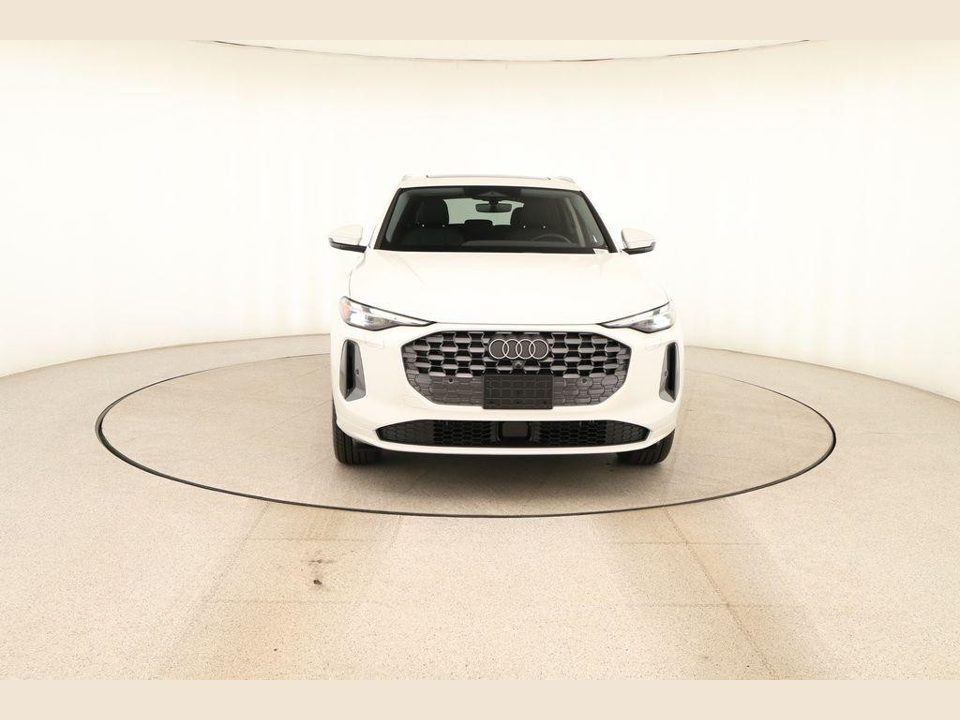 2026 Audi Q5 Premium TFSI quattro S tronic