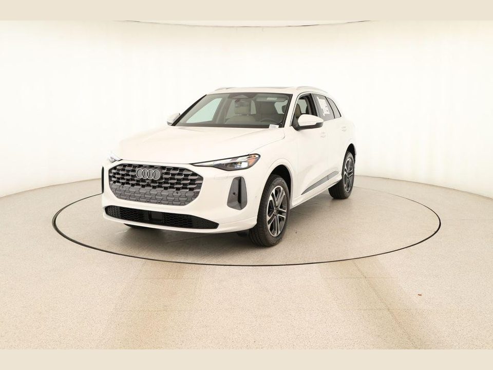 2026 Audi Q5 Premium TFSI quattro S tronic
