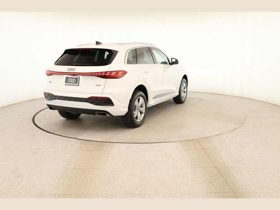2026 Audi Q5 Premium TFSI quattro S tronic