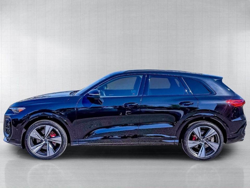 2026 Audi SQ5 Premium Plus TFSI quattro S tronic