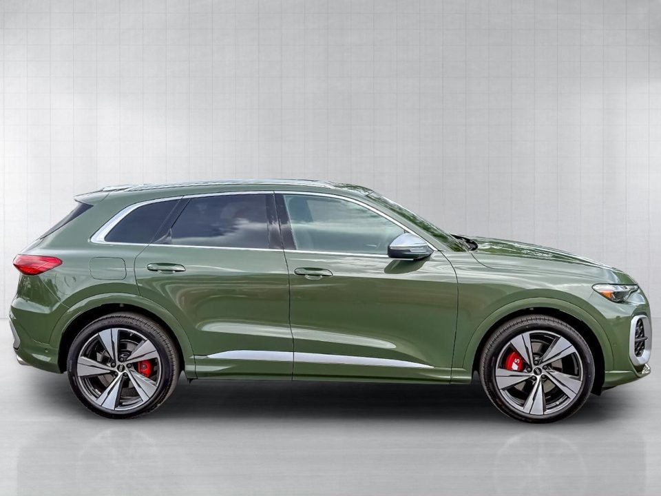 2026 Audi SQ5 Premium Plus TFSI quattro S tronic