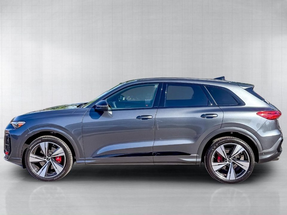 2026 Audi SQ5 Premium Plus TFSI quattro S tronic