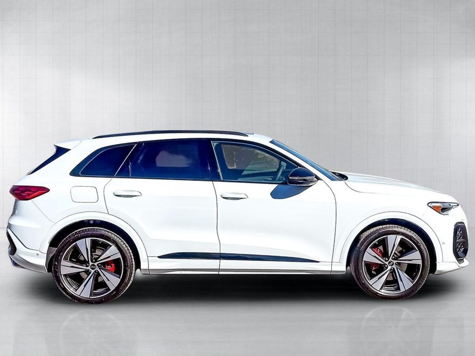 2026 Audi SQ5 Premium Plus TFSI quattro S tronic