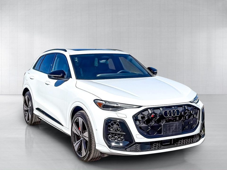2026 Audi SQ5 Premium Plus TFSI quattro S tronic