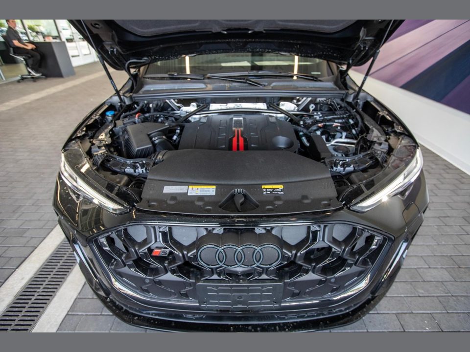 2026 Audi SQ5 Premium Plus TFSI quattro S tronic