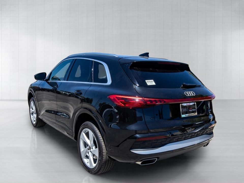 2026 Audi Q5 Premium Plus TFSI quattro S tronic