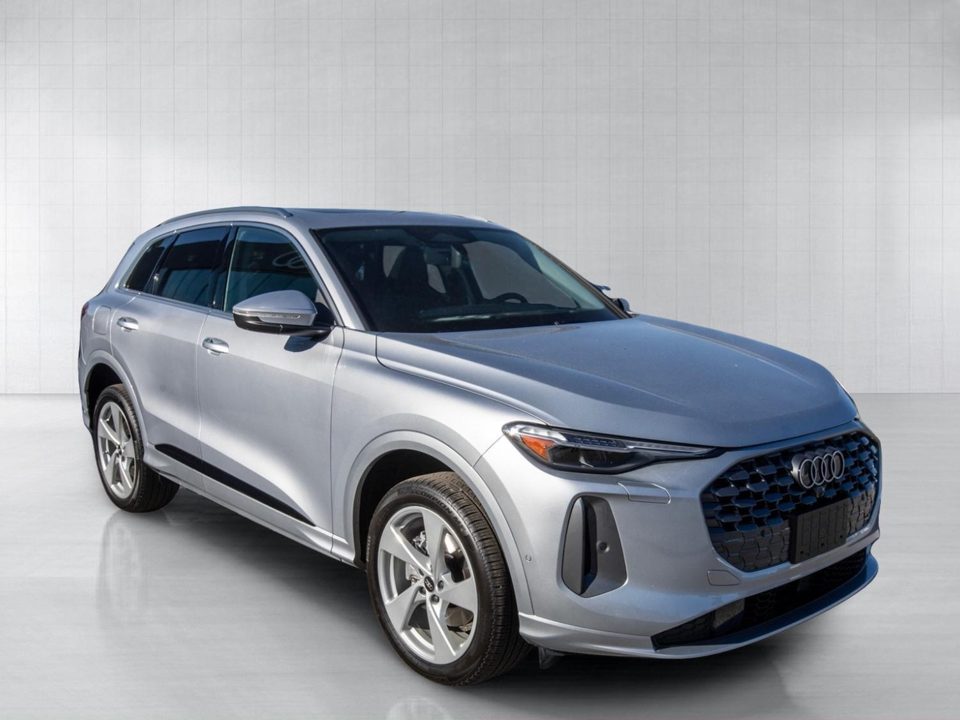2026 Audi Q5 Premium Plus TFSI quattro S tronic