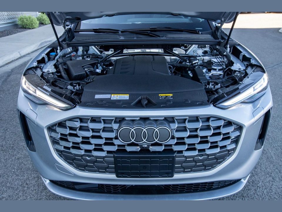 2026 Audi Q5 Premium Plus TFSI quattro S tronic