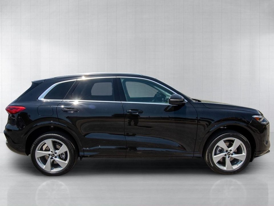 2026 Audi Q5 Premium Plus TFSI quattro S tronic