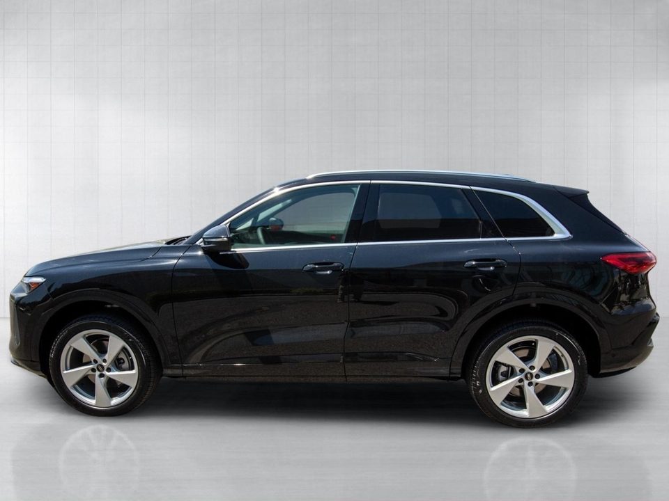 2026 Audi Q5 Premium Plus TFSI quattro S tronic