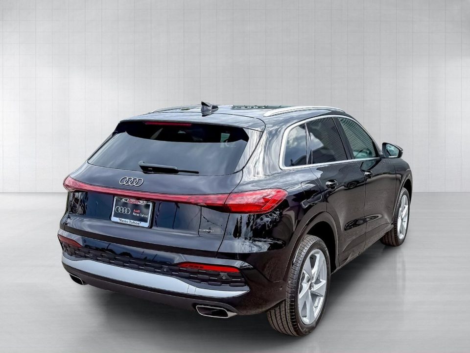 2026 Audi Q5 Premium Plus TFSI quattro S tronic