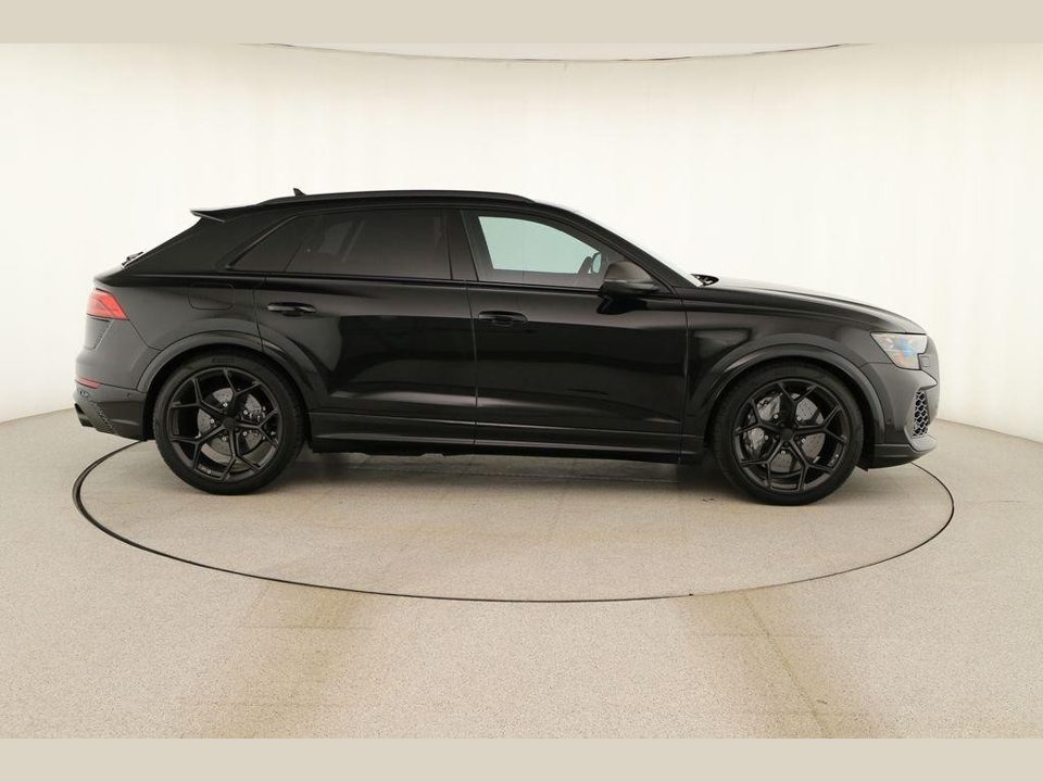 2026 Audi RS Q8 performance quattro tiptronic