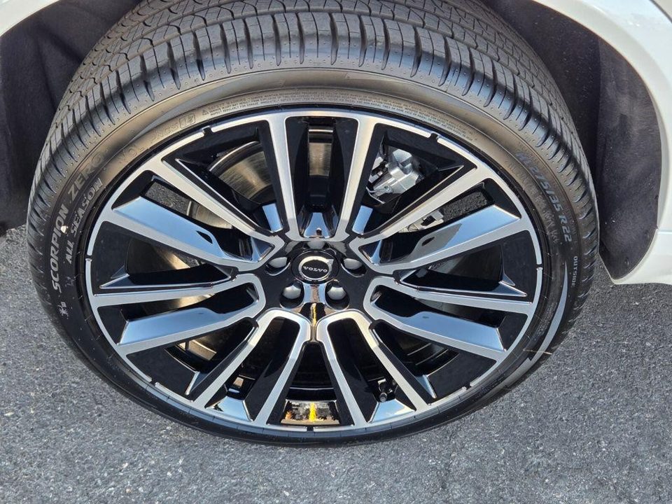 2026 Volvo XC90 Plus, B6 AWD Gas (mild hybrid), Gasoline, Bright, 7 Seats