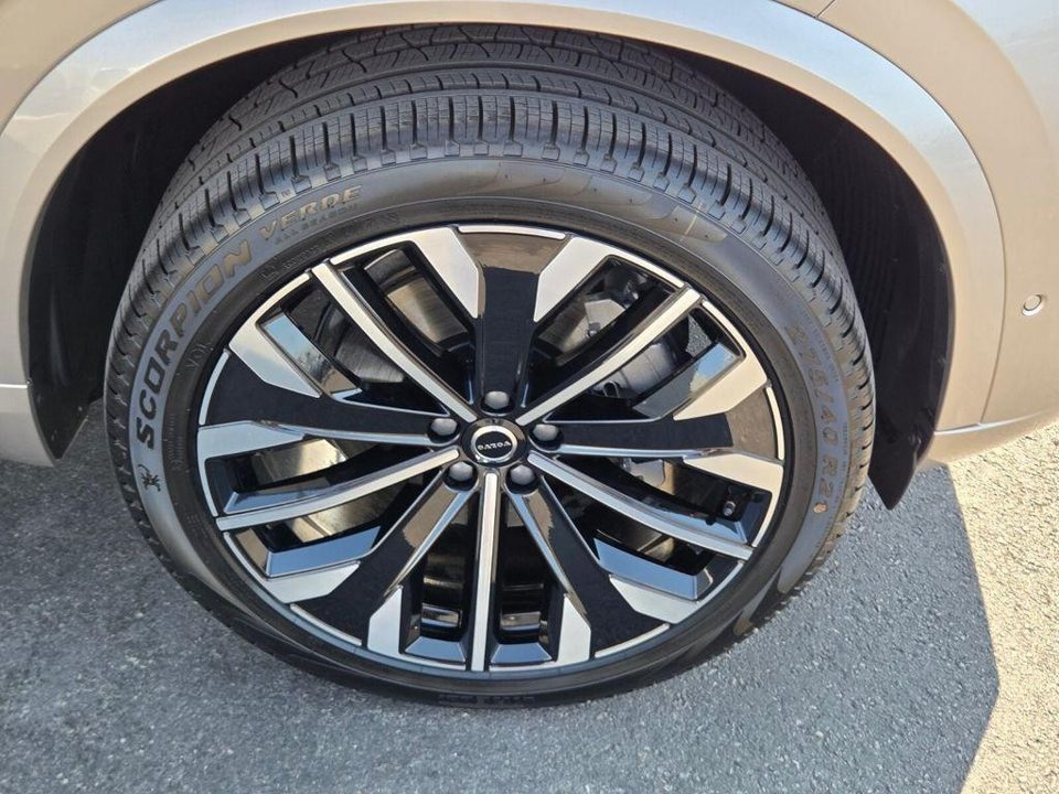 2026 Volvo XC90 Plus, B6 AWD Gas (mild hybrid), Gasoline, Bright, 7 Seats