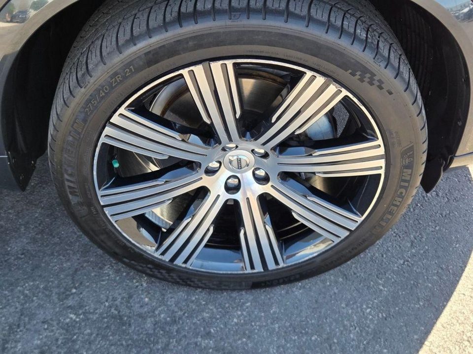 2021 Volvo XC90 T6 Inscription 7 Passenger