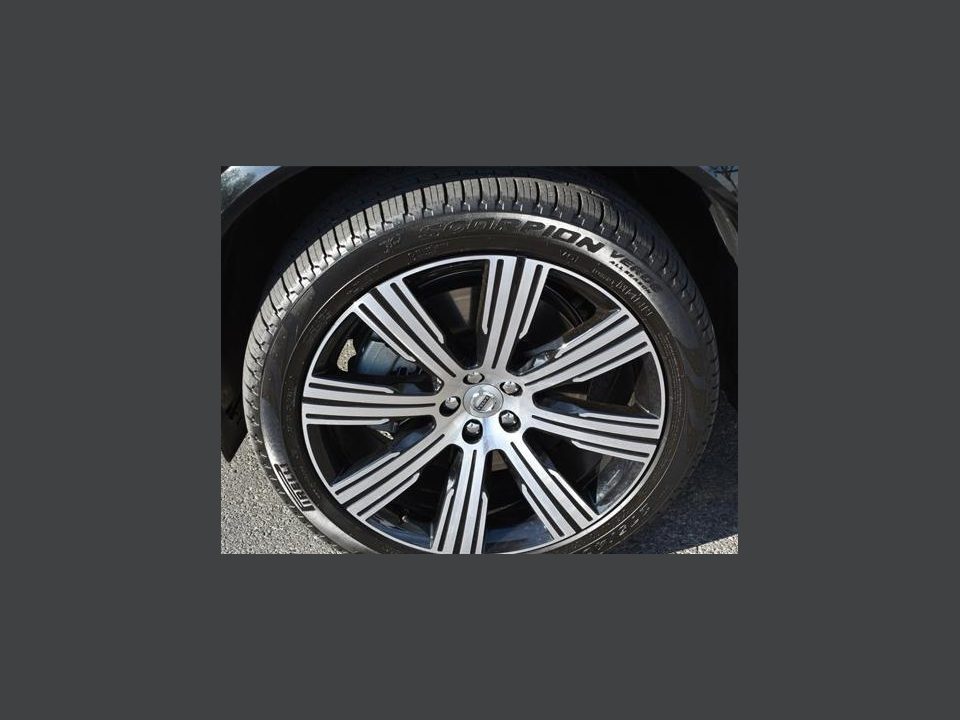 2020 Volvo XC90 Hybrid T8 Inscription 7 Passenger