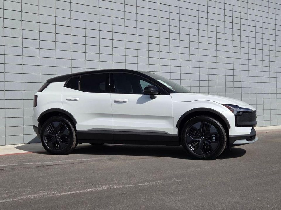 2026 Volvo EX30 Cross Country Ultra, Twin Motor Performance, Fully electric