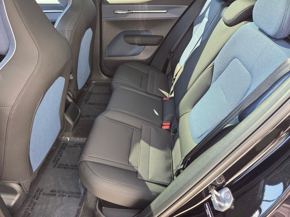 2026 Volvo EX30 Ultra Twin Motor Performance, Fully electric