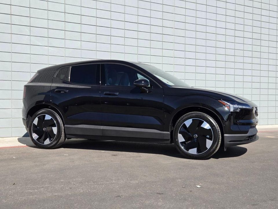 2026 Volvo EX30 Ultra Twin Motor Performance, Fully electric