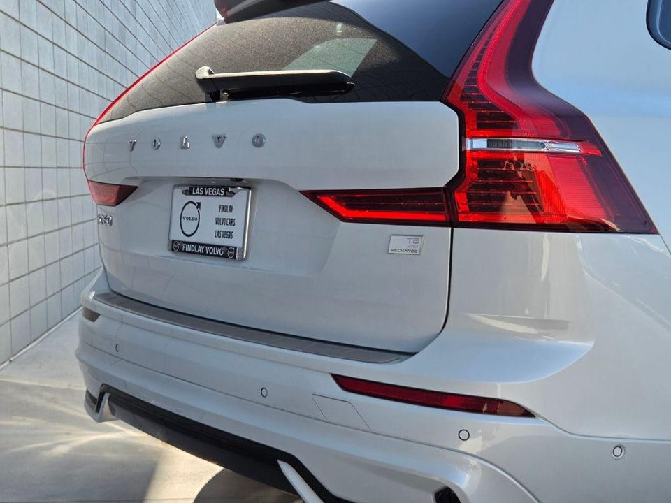 2024 Volvo XC60 RECHARGE PLUG-IN HYBRID T8 Ultimate Dark Theme