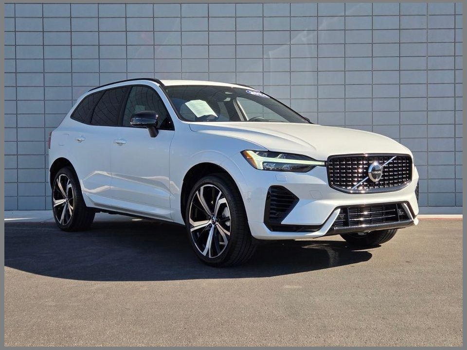 2024 Volvo XC60 RECHARGE PLUG-IN HYBRID T8 Ultimate Dark Theme
