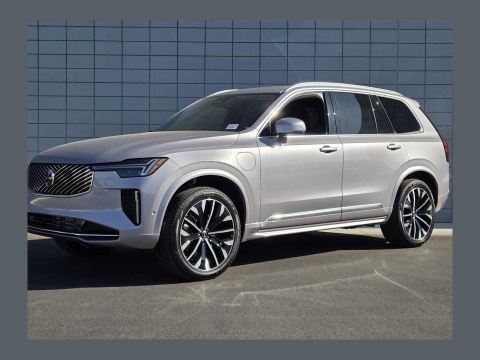 2026 Volvo XC90 PLUG-IN HYBRID Plus, T8 AWD, Electric/Gasoline, Bright, 7 Seats