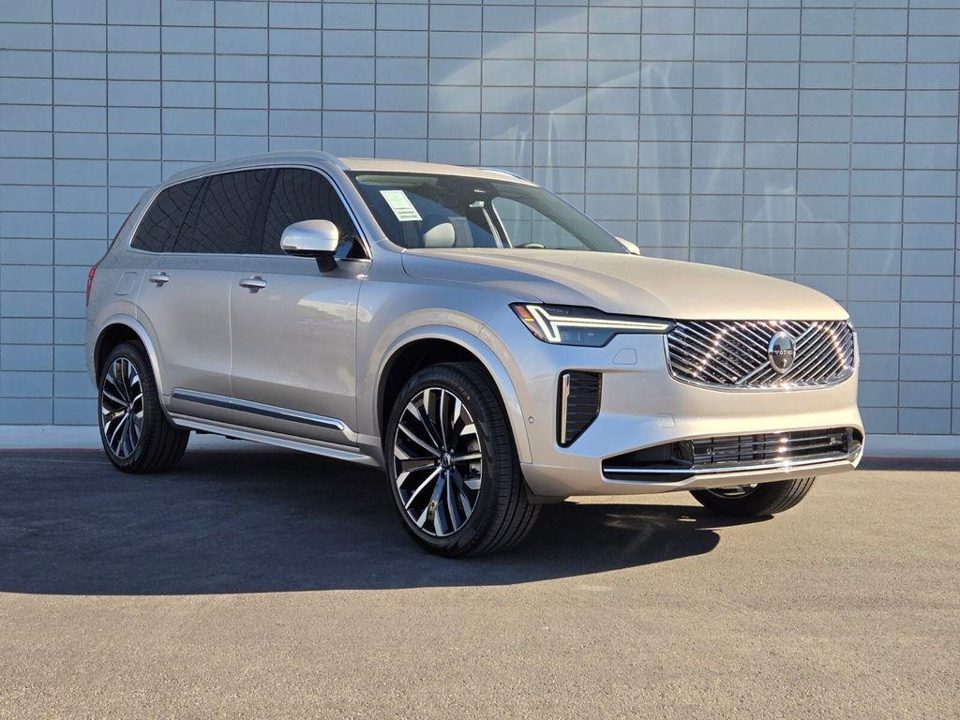 2026 Volvo XC90 PLUG-IN HYBRID Ultra, T8 AWD, Electric/Gasoline, Bright, 7 Seats