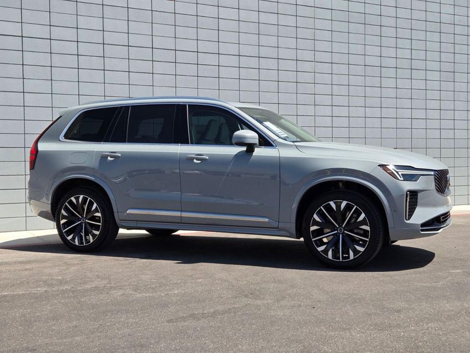 2026 Volvo XC90 PLUG-IN HYBRID Ultra, T8 AWD, Electric/Gasoline, Bright, 7 Seats