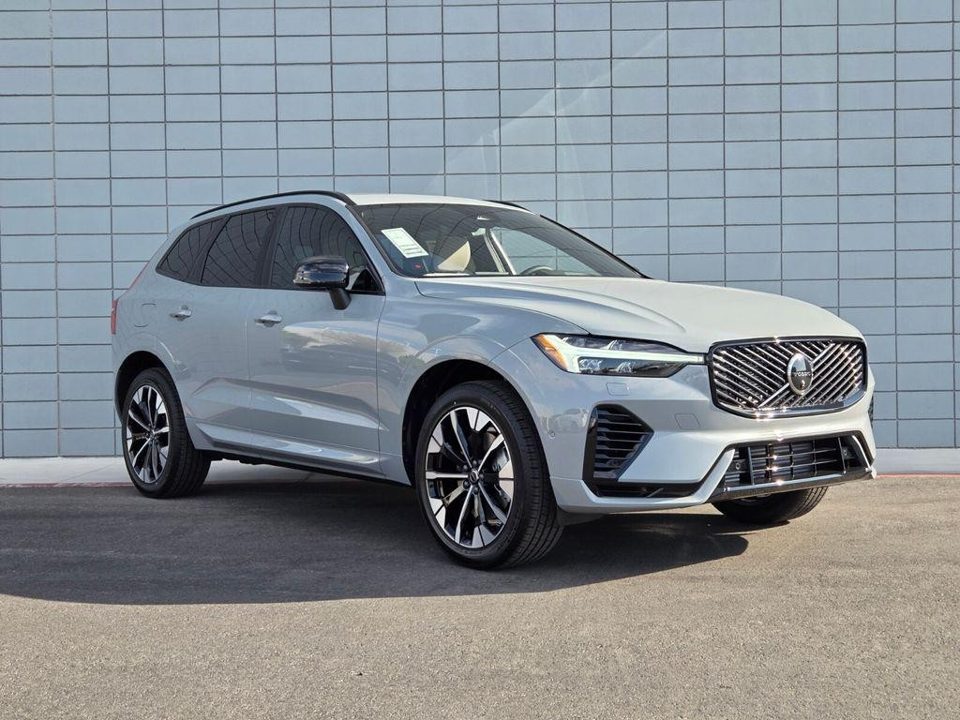 2026 Volvo XC60 PLUG-IN HYBRID Plus, T8 AWD Electric/Gasoline, Dark