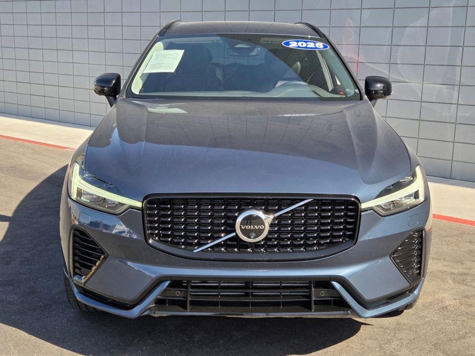2025 Volvo XC60 PLUG-IN HYBRID Plus, T8 AWD Electric/Gasoline, Dark