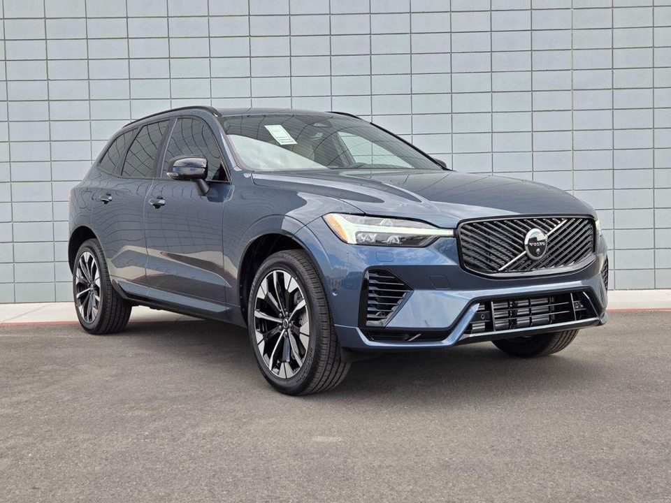 2026 Volvo XC60 PLUG-IN HYBRID Plus, T8 AWD Electric/Gasoline, Dark