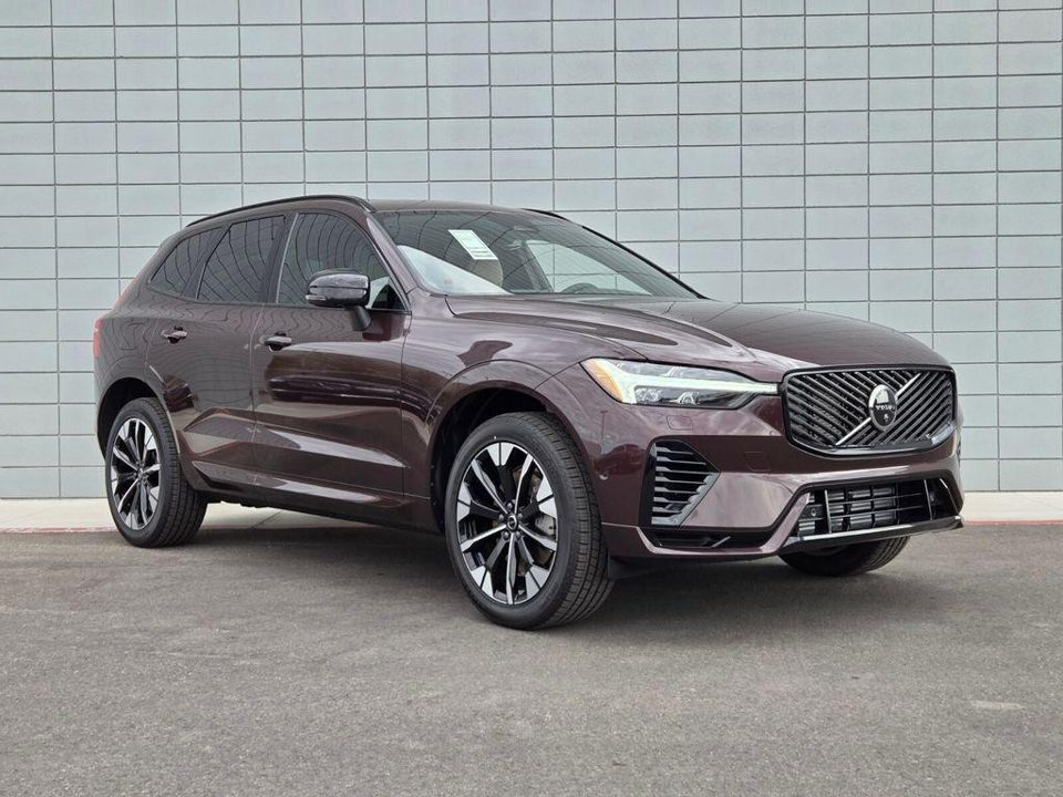 2026 Volvo XC60 PLUG-IN HYBRID Plus, T8 AWD Electric/Gasoline, Dark