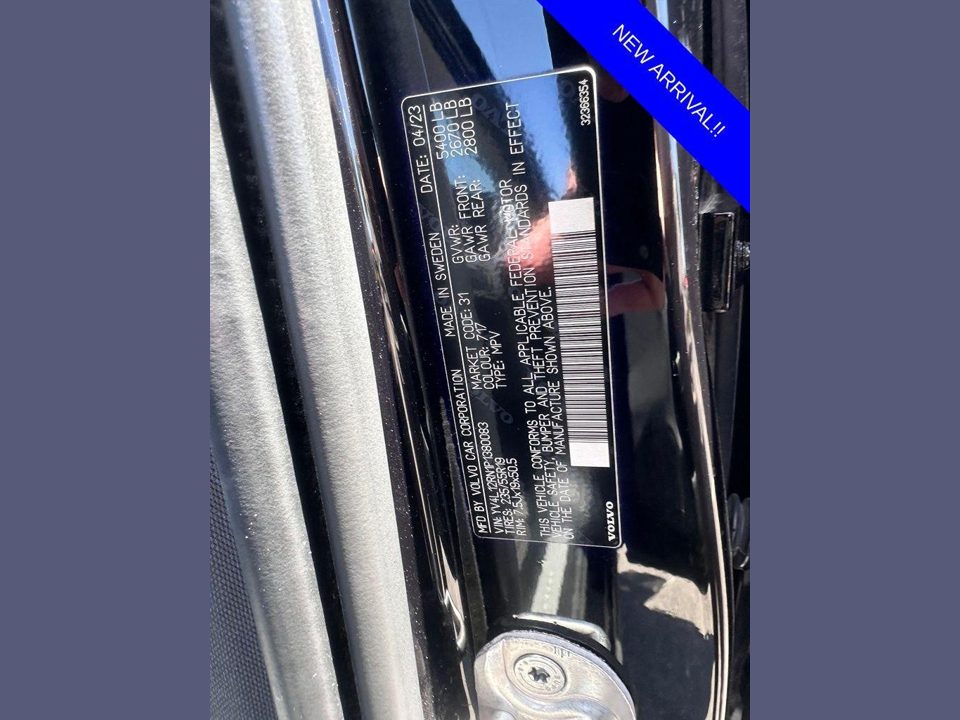 2023 Volvo XC60 B5 Plus Bright Theme