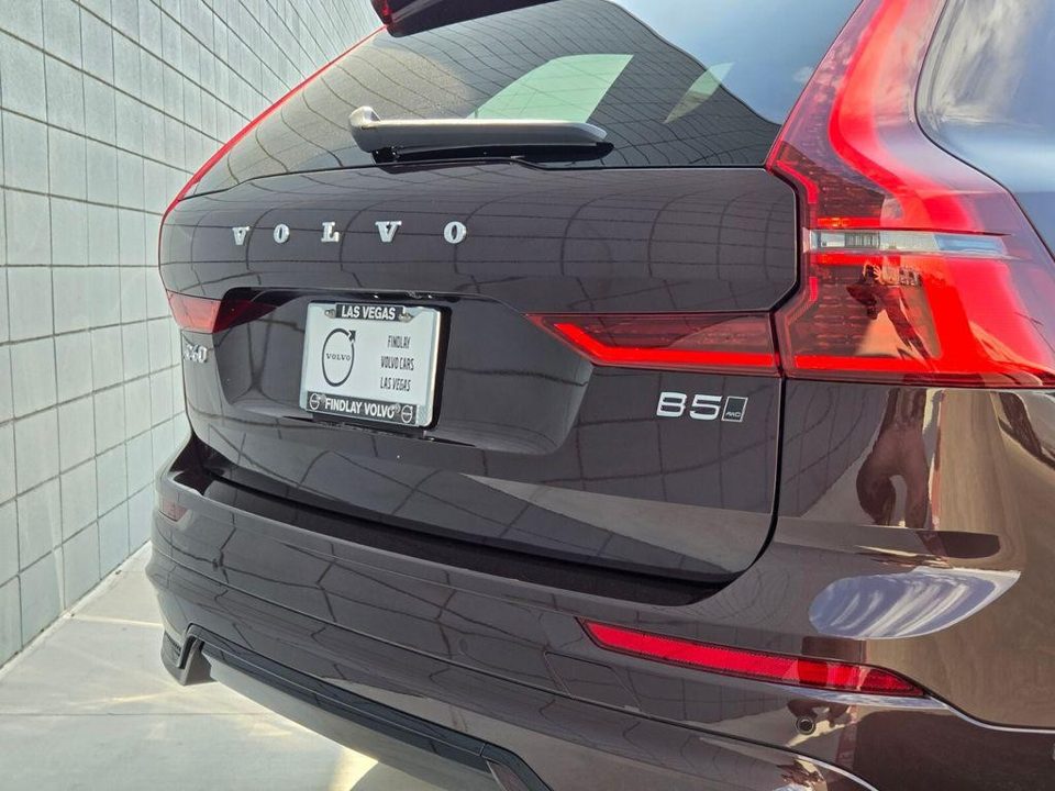 2026 Volvo XC60 B5 Plus