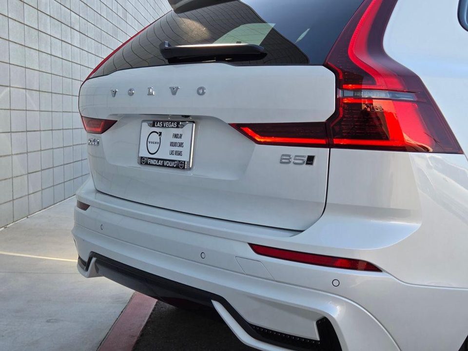 2026 Volvo XC60 B5 Core