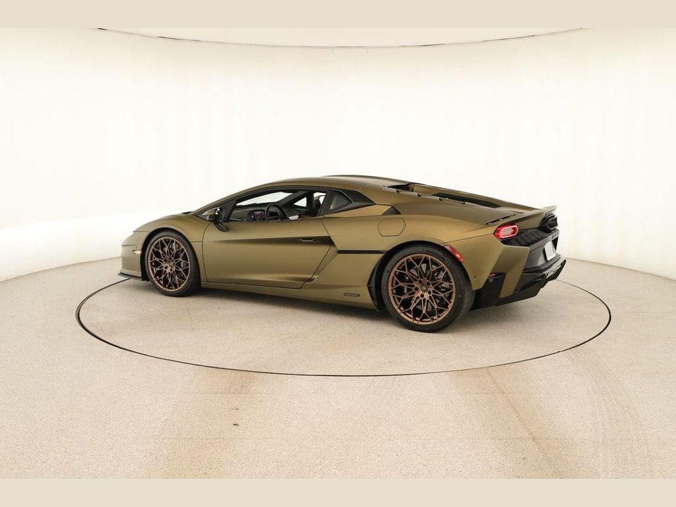 2026 Lamborghini Temerario Base