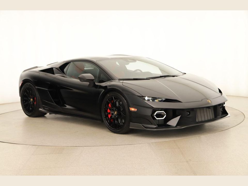 2026 Lamborghini Temerario Base
